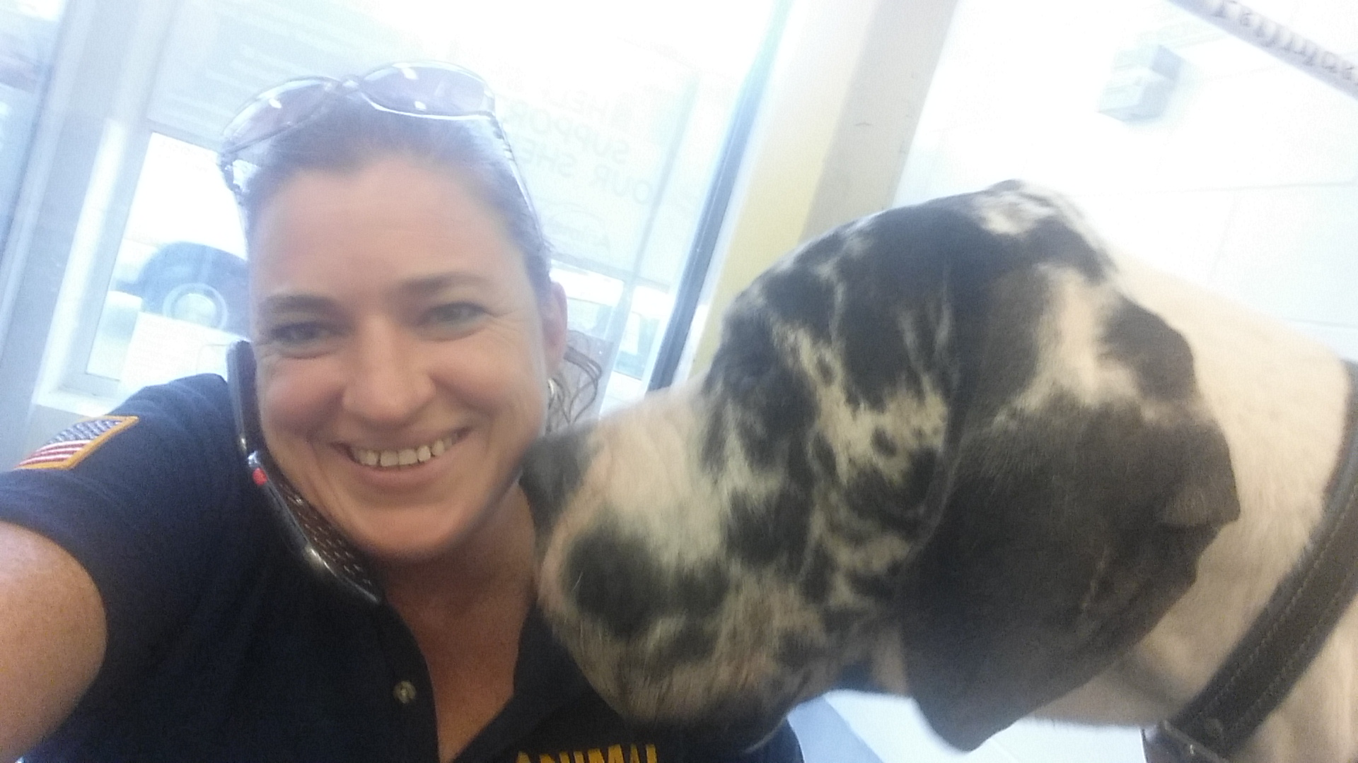 ACO Michele selfie with gentle giant
